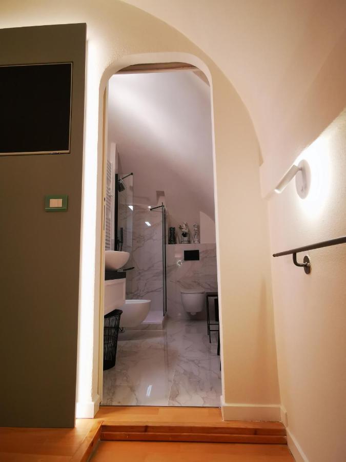Gombruti14 Boutique Home Болоня Екстериор снимка