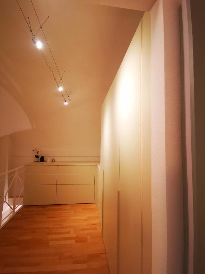 Gombruti14 Boutique Home Болоня Екстериор снимка