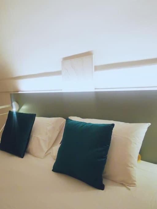 Gombruti14 Boutique Home Болоня Екстериор снимка