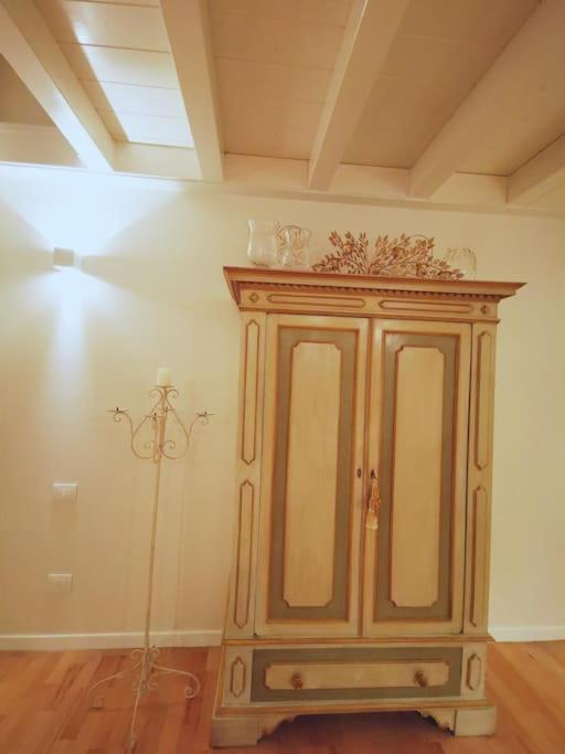 Gombruti14 Boutique Home Болоня Екстериор снимка