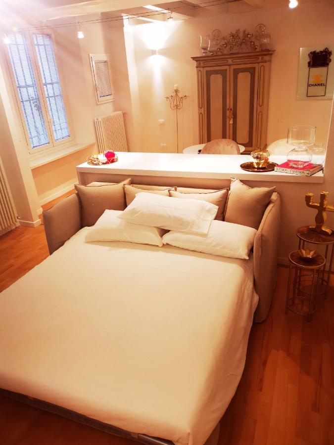 Gombruti14 Boutique Home Болоня Екстериор снимка